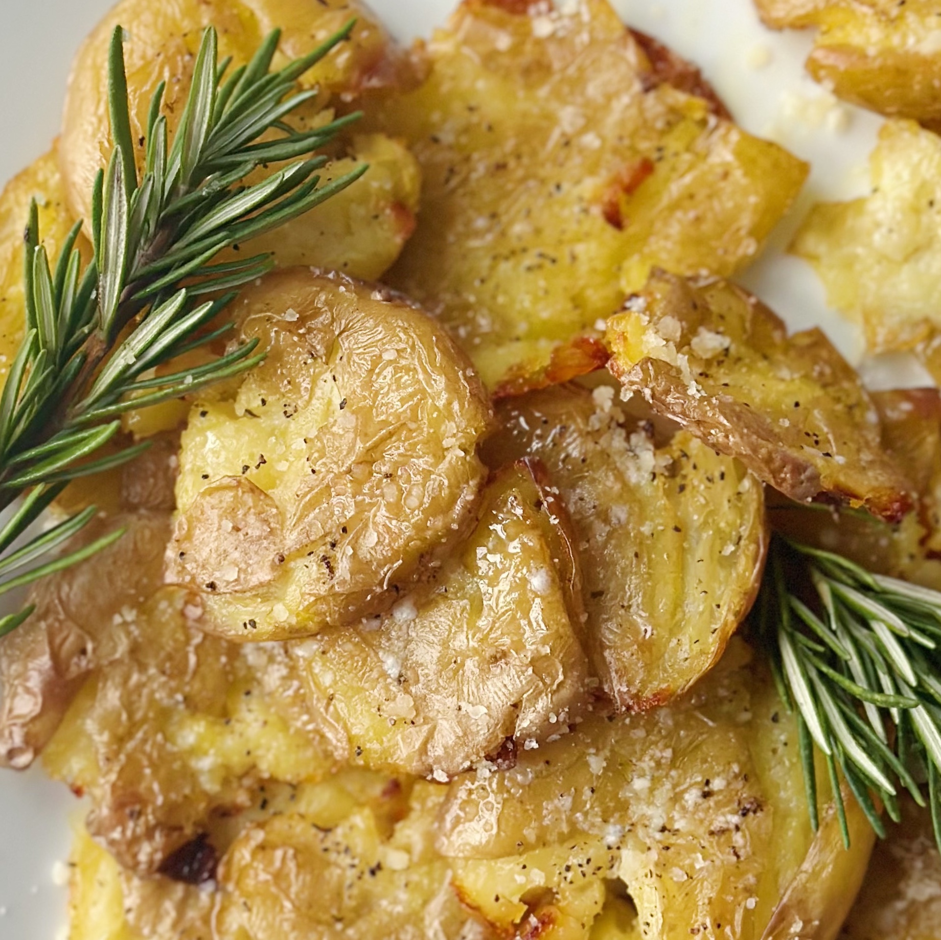 Rosemary Parmesan Smashed Potatoes